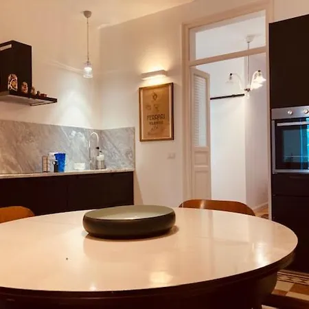 Faboulous Flat